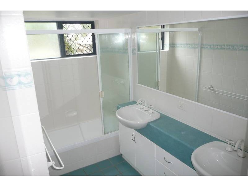 4/52 York Street, Indooroopilly QLD 4068