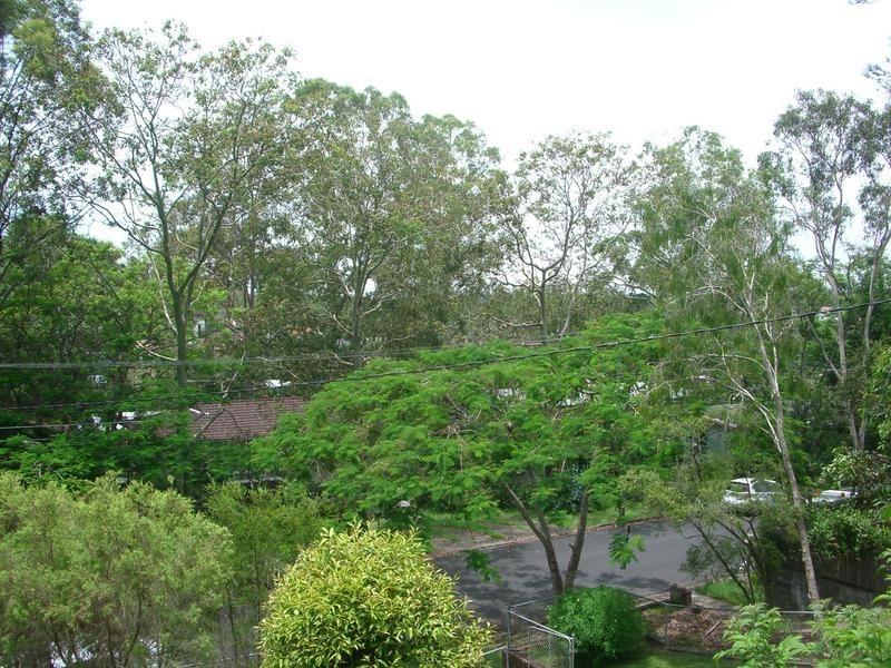66 ALMEIDA ST, Indooroopilly QLD 4068