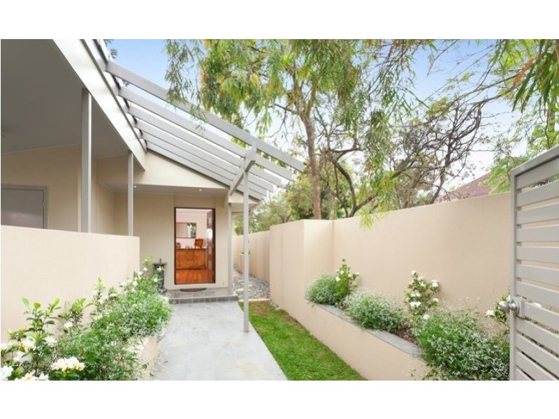 152 Laurel Avenue, Chelmer QLD 4068