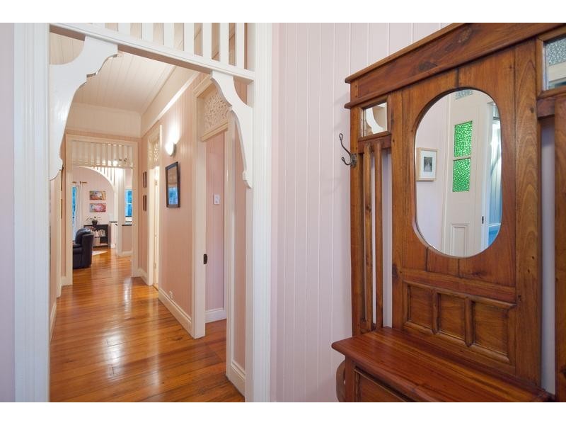 12 Rankin Street, Indooroopilly QLD 4068