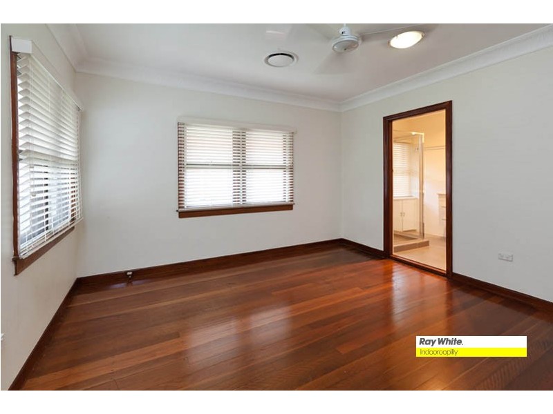 281 Hawken Drive, St Lucia QLD 4067