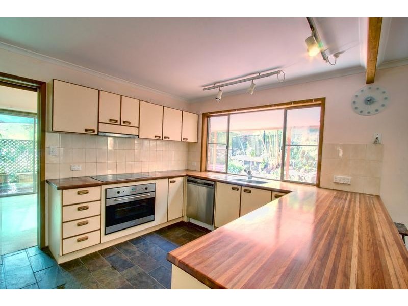 58 Cassandra Street, Chapel Hill QLD 4069