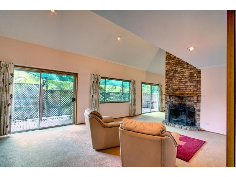 58 Cassandra Street, Chapel Hill QLD 4069