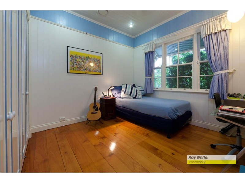 75 Goldsbrough Road, Taringa QLD 4068