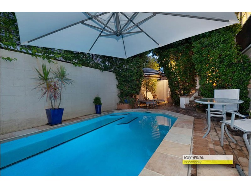 75 Goldsbrough Road, Taringa QLD 4068