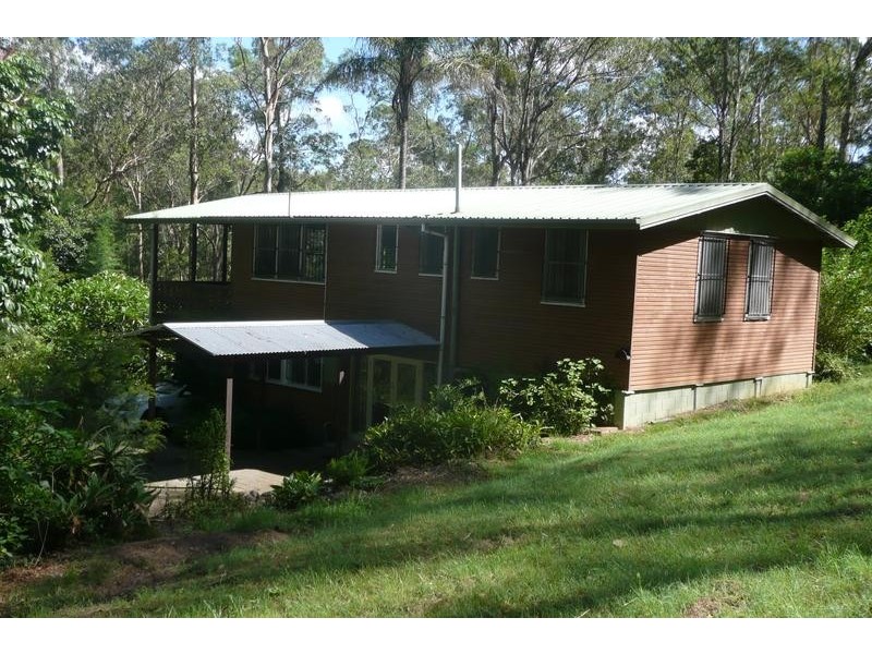 77 Gap Creek Rd, Kenmore QLD 4069