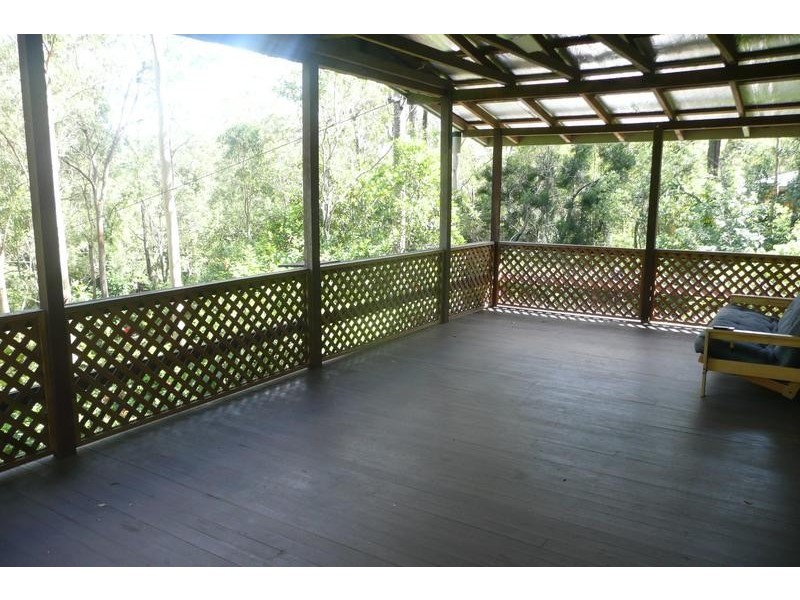 77 Gap Creek Rd, Kenmore QLD 4069