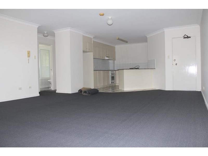 8/15 Finney Road, Indooroopilly QLD 4068