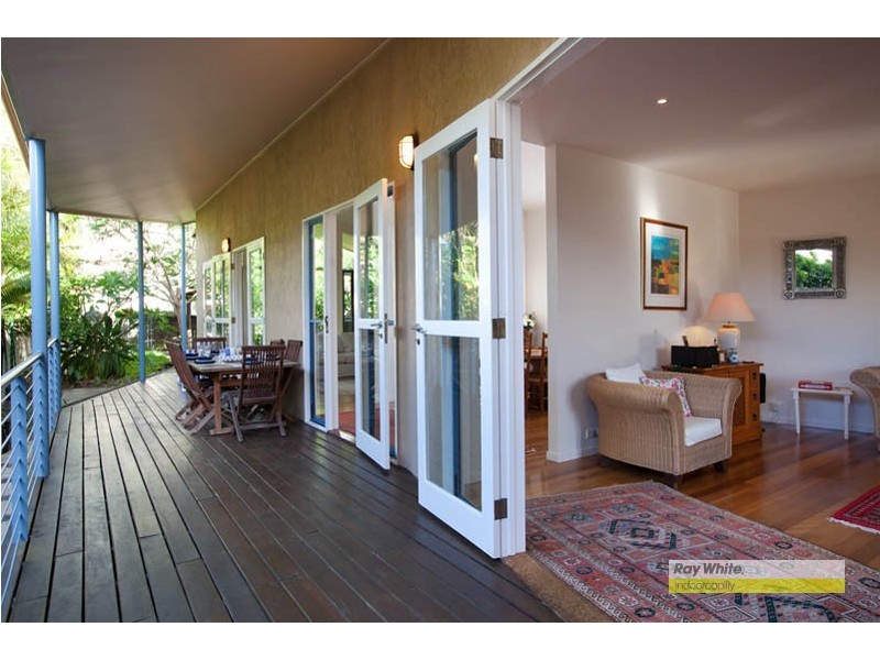 7 Charlane Avenue, Indooroopilly QLD 4068