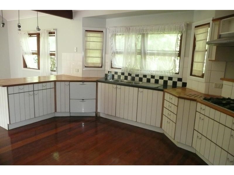 112 Jerrang Street, Indooroopilly QLD 4068