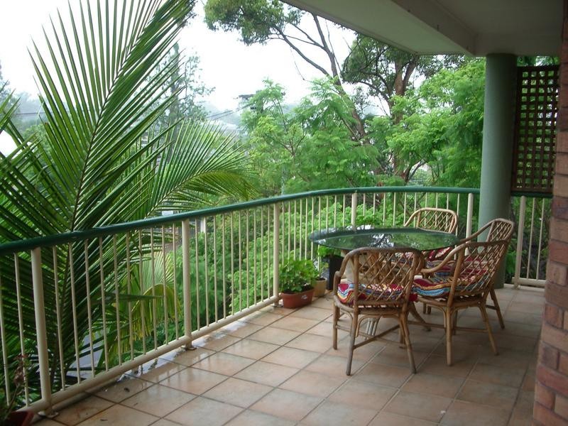 6/127 Central Ave, Indooroopilly QLD 4068