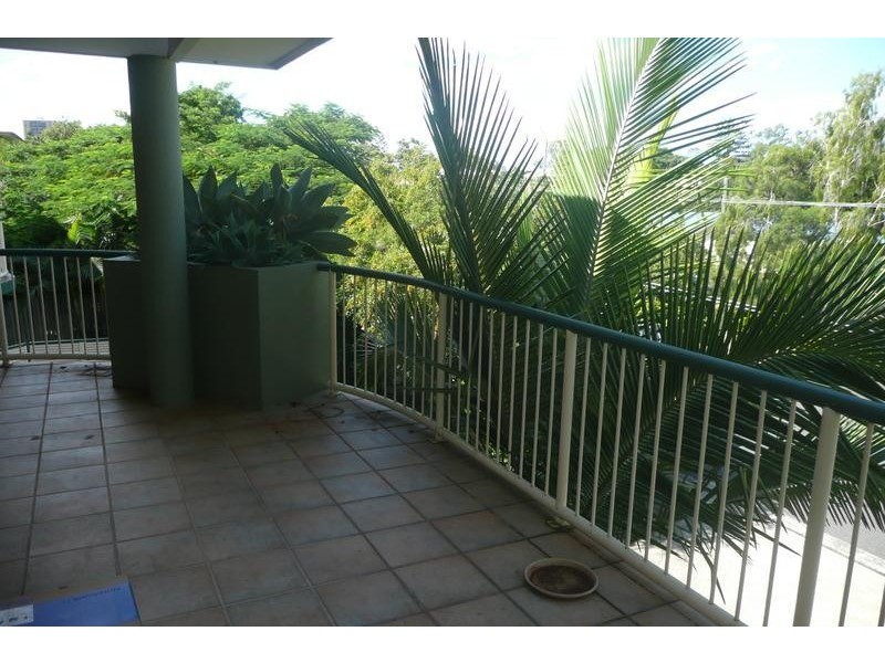 6/127 Central Ave, Indooroopilly QLD 4068