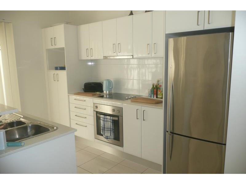 1/159 Clarence Road, Indooroopilly QLD 4068