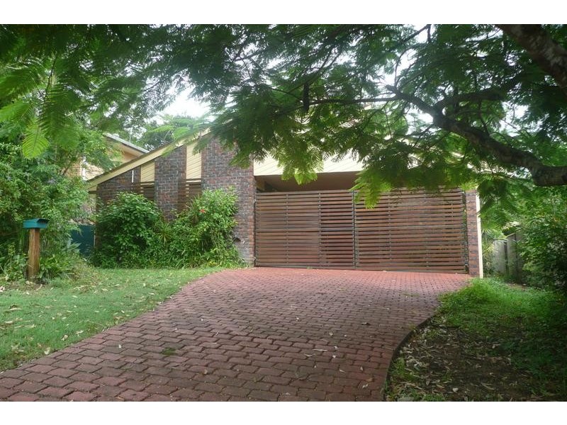 14 Halimah Street, Chapel Hill QLD 4069