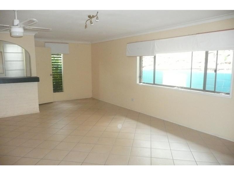 14 Halimah Street, Chapel Hill QLD 4069