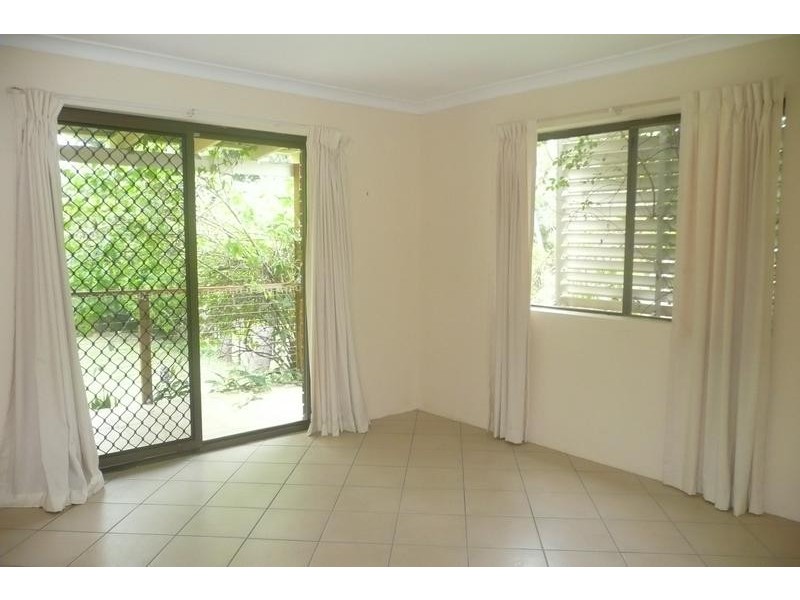 14 Halimah Street, Chapel Hill QLD 4069