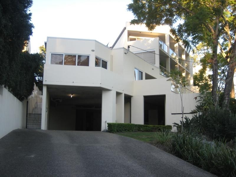 4/54 Foxton Street, Indooroopilly QLD 4068