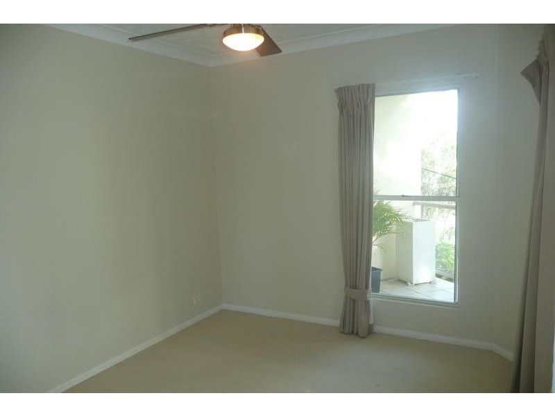 4/54 Foxton Street, Indooroopilly QLD 4068