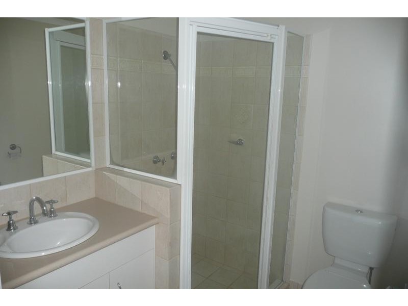 4/54 Foxton Street, Indooroopilly QLD 4068