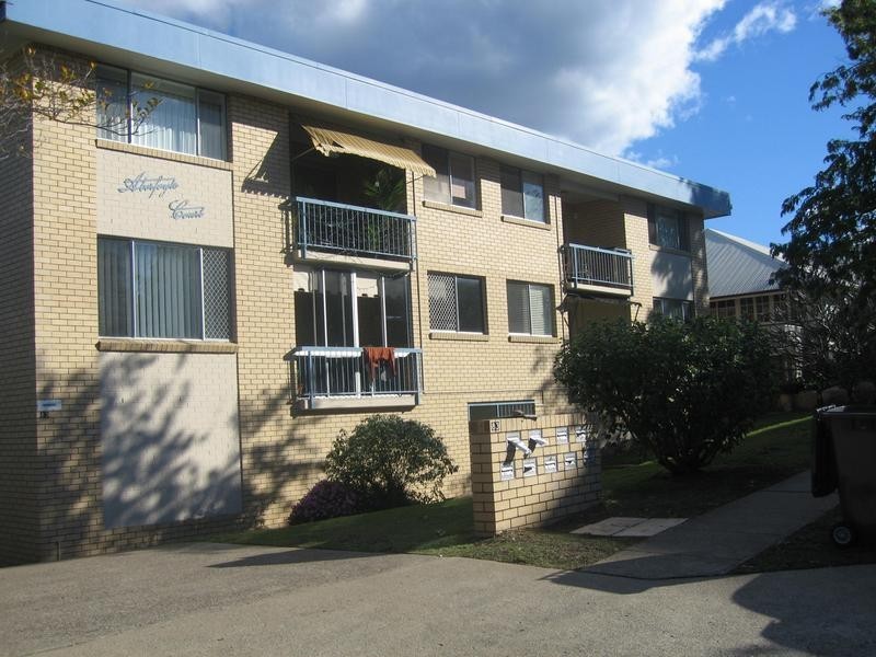 8/83 Swann Road, Taringa QLD 4068