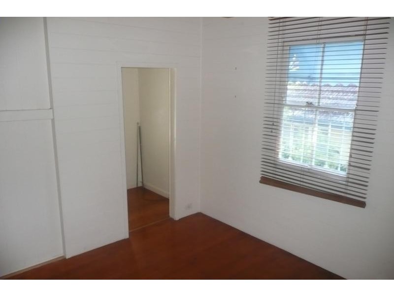 1a/10 Princess St, Taringa QLD 4068