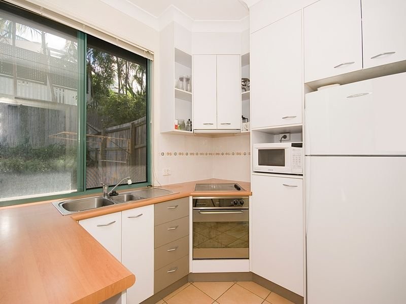 57 Oxford Terrace, Taringa QLD 4068
