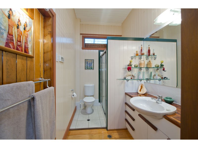 2/6 Usher Street, Indooroopilly QLD 4068