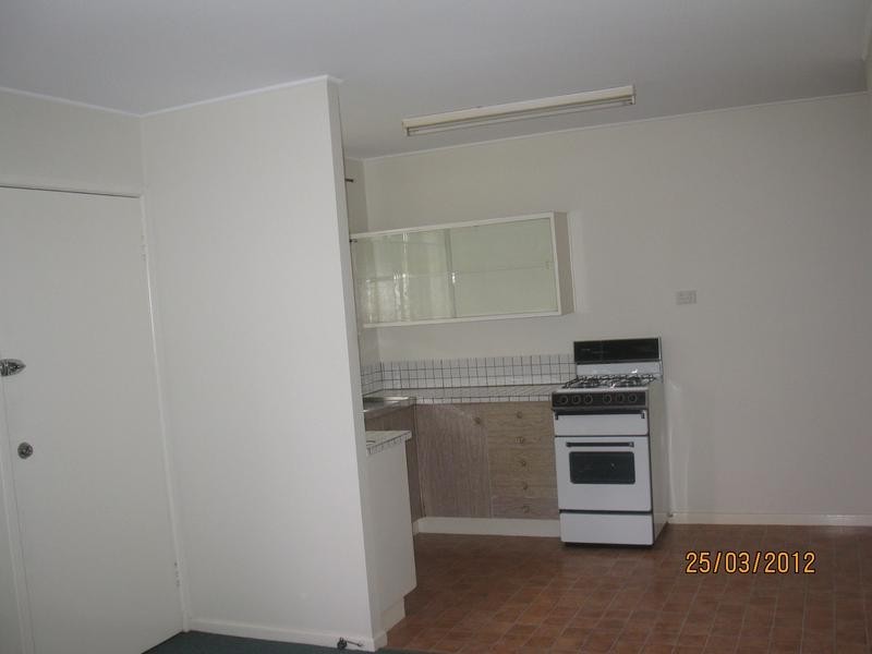 2/2 Cecil Street, Indooroopilly QLD 4068