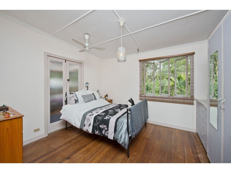 36 McCaul Street, Taringa QLD 4068