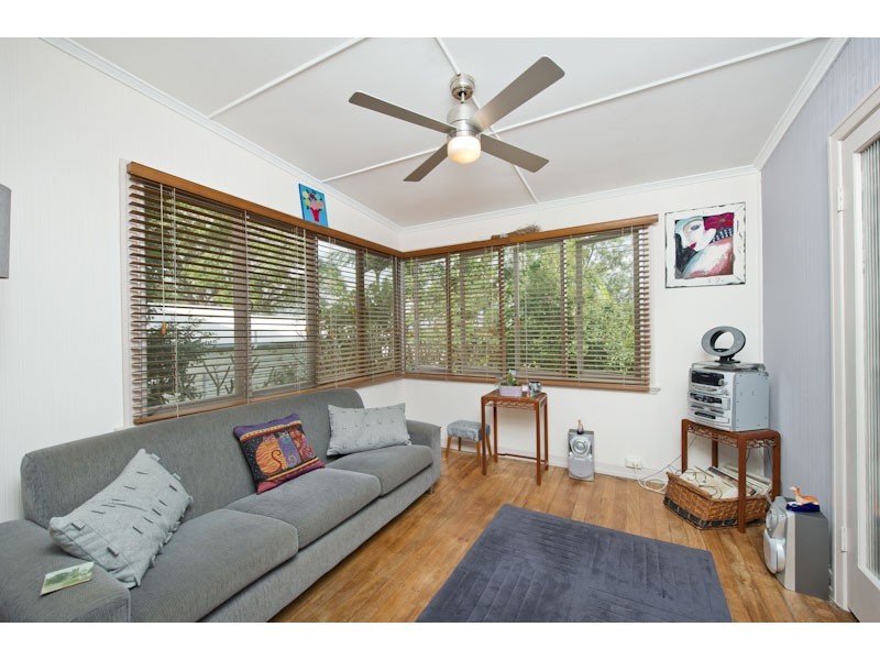 36 McCaul Street, Taringa QLD 4068