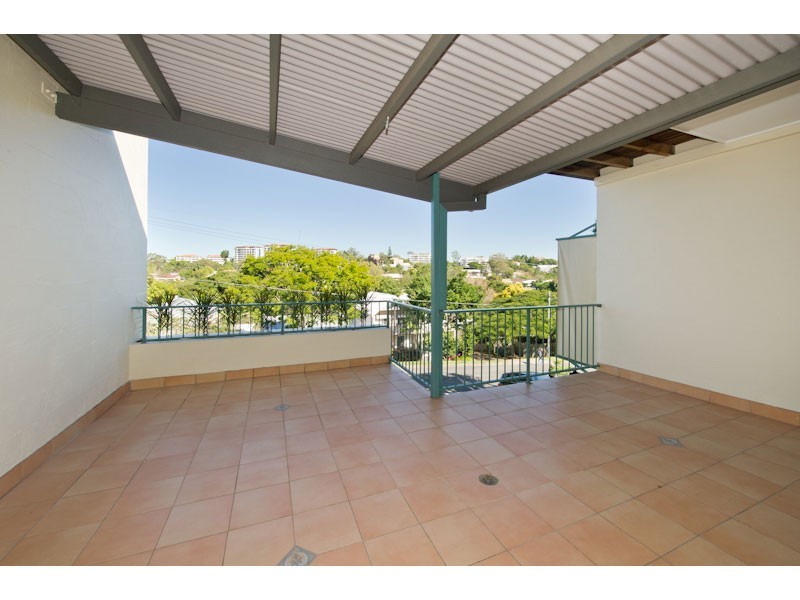 55a Oxford Terrace, Taringa QLD 4068