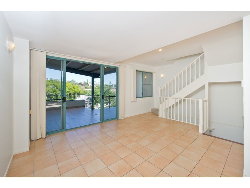 55a Oxford Terrace, Taringa QLD 4068