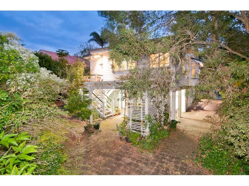 200 Clarence Road, Indooroopilly QLD 4068