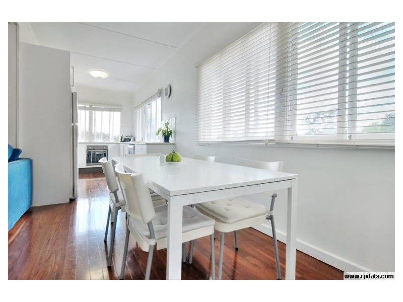 112 Market St, Indooroopilly QLD 4068