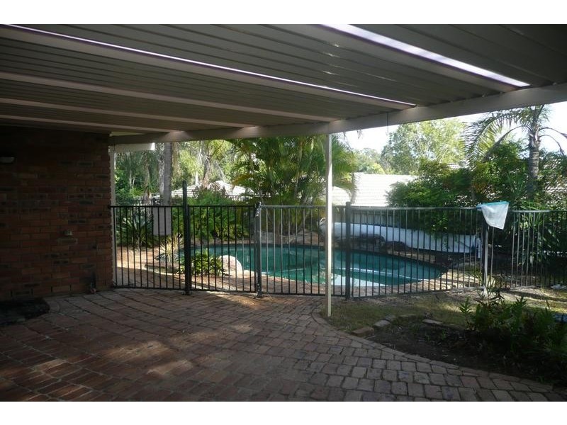 6 Errogie Place, Fig Tree Pocket QLD 4069