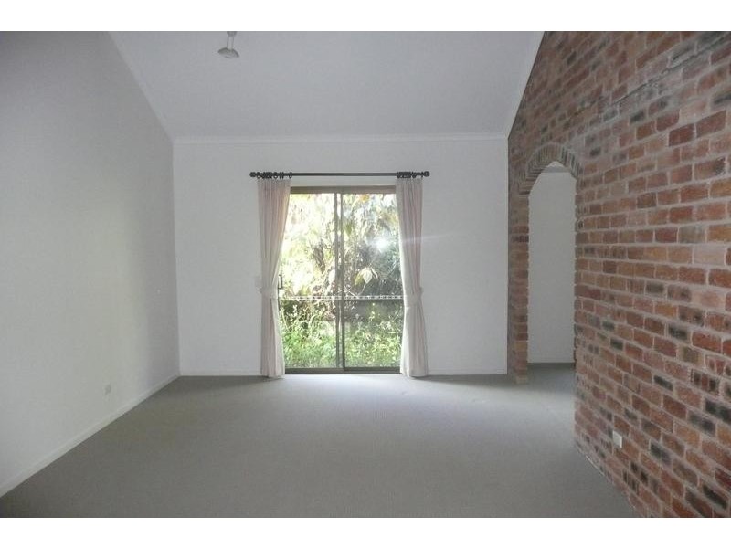 6 Errogie Place, Fig Tree Pocket QLD 4069