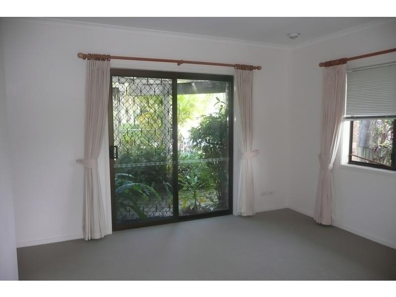 6 Errogie Place, Fig Tree Pocket QLD 4069