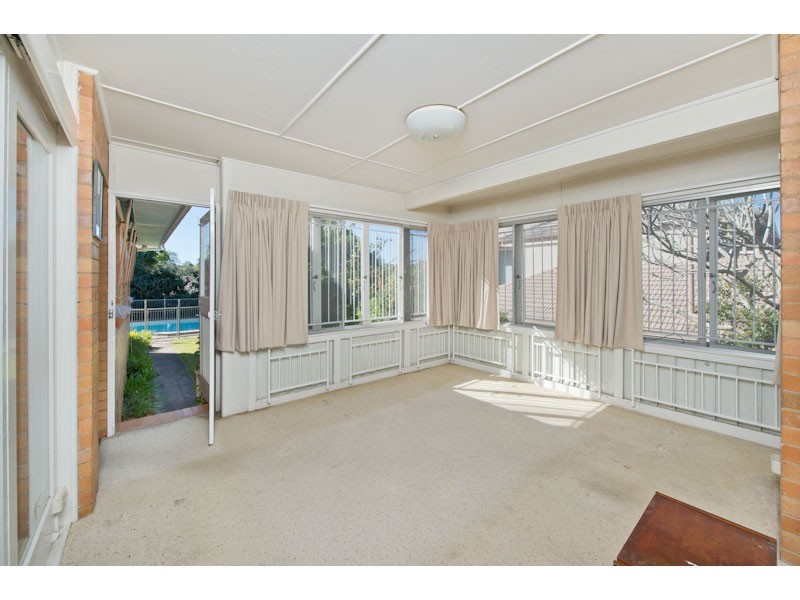 19 Lohe Street, Indooroopilly QLD 4068
