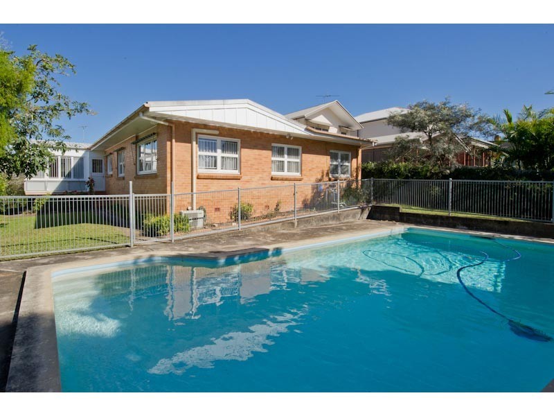 19 Lohe Street, Indooroopilly QLD 4068
