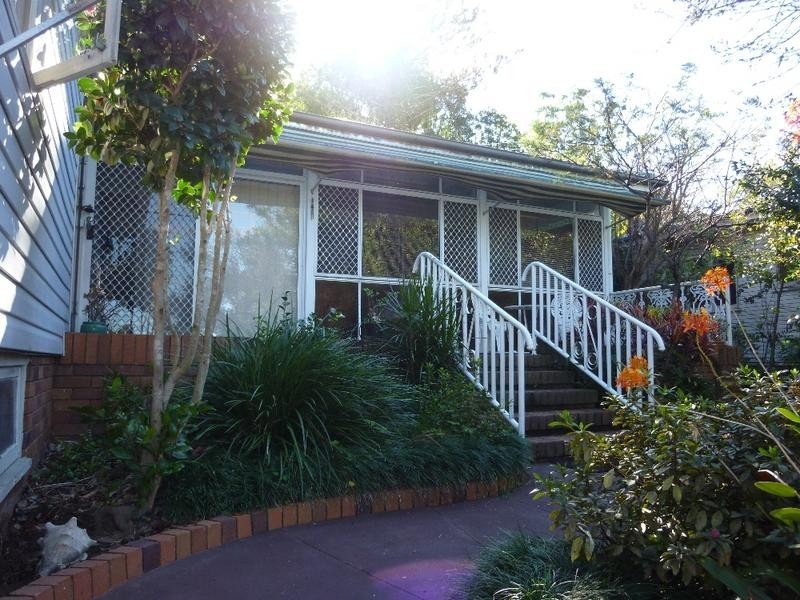 951 Moggill Road, Kenmore QLD 4069