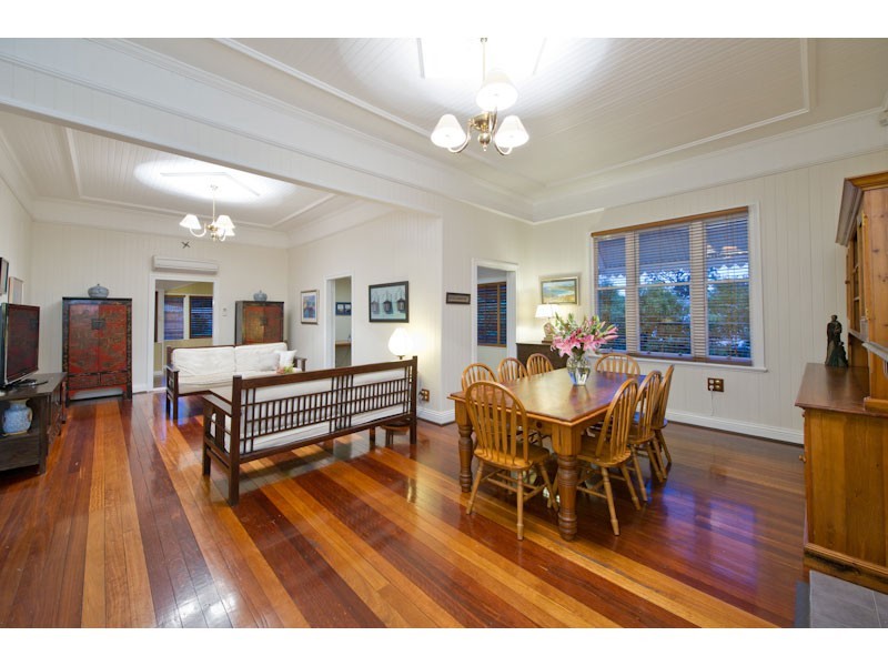 48 Dennis Street, Indooroopilly QLD 4068