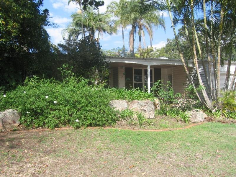 10 Bouganvillea Street, Indooroopilly QLD 4068