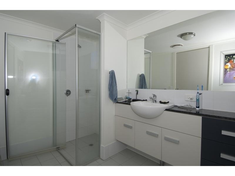 17/8 Belgrave Road, Indooroopilly QLD 4068