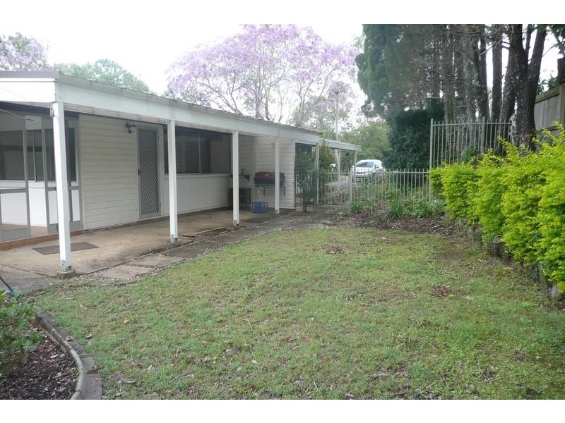 11 Elmira Street, Indooroopilly QLD 4068