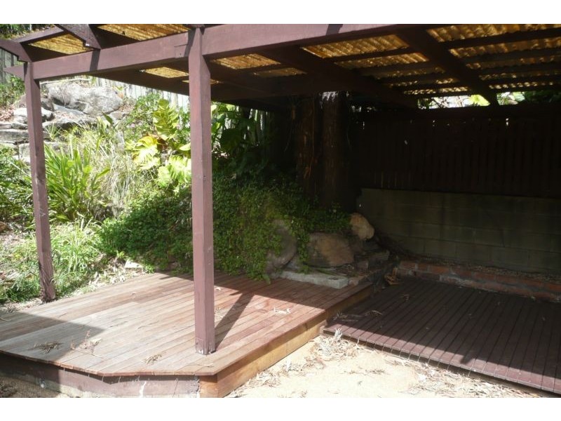 24 Tucker Street, Chapel Hill QLD 4069