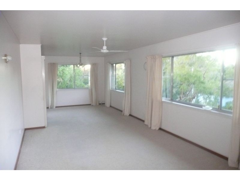 7 Crotty Street, Indooroopilly QLD 4068