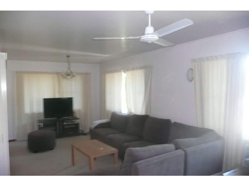 7 Crotty Street, Indooroopilly QLD 4068