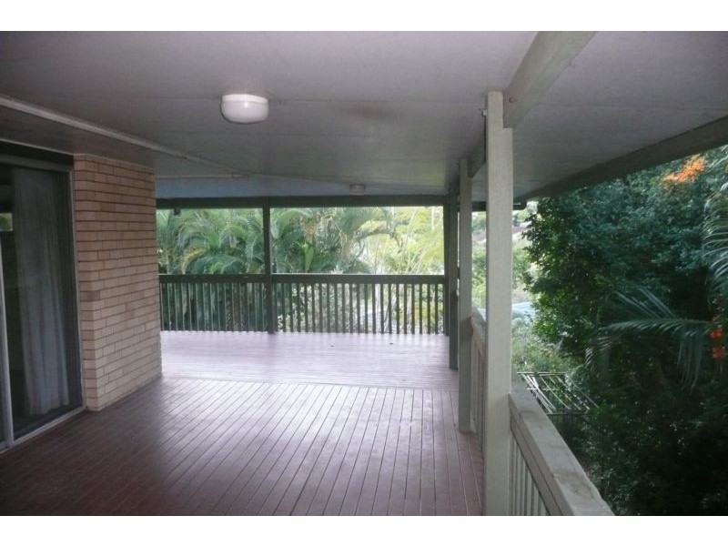 7 Crotty Street, Indooroopilly QLD 4068