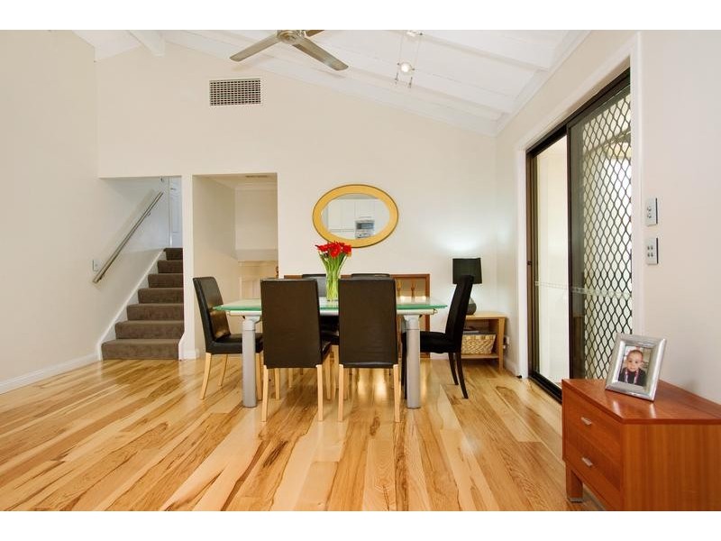 5 Ballard Place, Fig Tree Pocket QLD 4069