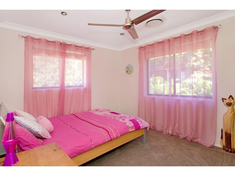 5 Ballard Place, Fig Tree Pocket QLD 4069